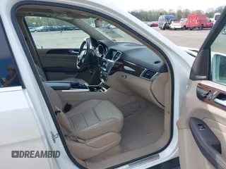 2013 Mercedes-Benz M 350 with VIN 4JGDA5HB8DA162911, listed as a IAAI auction lot 42093884 with 56,177 mi miles and . Bid and sale history available at DreamBid. Image 5.