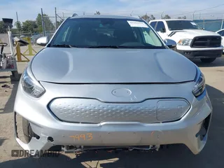 2020 Kia Niro EX Premium with VIN KNDCE3LG1L5071000, listed as a IAAI auction lot 42164125 with 30,831 mi miles and . Bid and sale history available at DreamBid. Image 12.