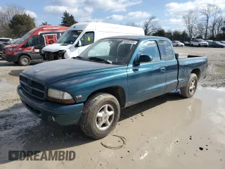 1997 Dodge Dakota with VIN 1B7GL23X8VS156809, listed as a Copart auction lot 43362585 with 146,015 mi miles and Salvage Title. Bid and sale history available at carsss.com. Image 1.