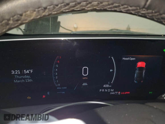 2025 Cadillac XT4 AWD Premium Luxury z VIN 1GYFZDR45SF121890, wystawiony jako Copart lot #49257295 z przebiegiem Nie podano mil oraz Szkoda całkowita • Salvage title. Historia ofert i sprzedaży dostępna na DreamBid. Obrazek 9.