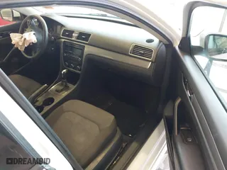2012 Volkswagen Passat S w/Appearance with VIN 1VWAH7A35CC107902, listed as a IAAI auction lot 41243434 with 158,889 mi miles. Bid and sale history available at carsss.com. Image 5.