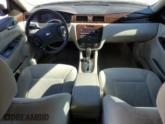 2014 Chevrolet Impala LT z VIN 2G1WB5E38E1177646, wystawiony jako Copart lot #46181965 z przebiegiem 103 372 mil mil oraz Szkoda całkowita • Salvage title. Historia ofert i sprzedaży dostępna na DreamBid. Obrazek 8.