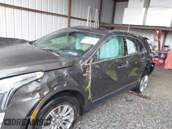 2019 Cadillac XT5 Luxury AWD with VIN 1GYKNDRS9KZ181274, listed as a IAAI auction lot 40452835 with 67,364 mi miles and . Bid and sale history available at carsss.com. Image 6.