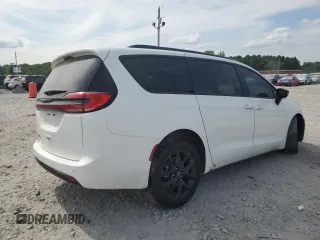 2024 Chrysler Pacifica Touring L with VIN 2C4RC1BG2RR116768, listed as a Copart auction lot 54598075 with 12,054 mi miles and Salvage title. Bid and sale history available at DreamBid. Image 3.