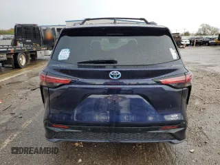 2024 Toyota Sienna XSE with VIN 5TDXRKEC5RS196417, listed as a Copart auction lot 79898274 with 10,887 mi miles and Salvage Title. Bid and sale history available at carsss.com. Image 6.