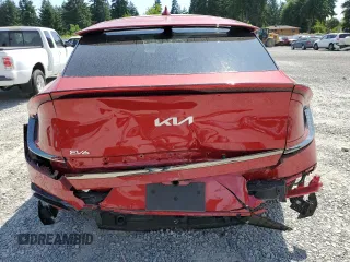 2023 Kia EV6 GT-Line z VIN KNDC4DLC9P5114218, wystawiony jako Copart lot #60671785 z przebiegiem 15 297 mil mil oraz Szkoda całkowita • Salvage title. Historia ofert i sprzedaży dostępna na DreamBid. Obrazek 6.
