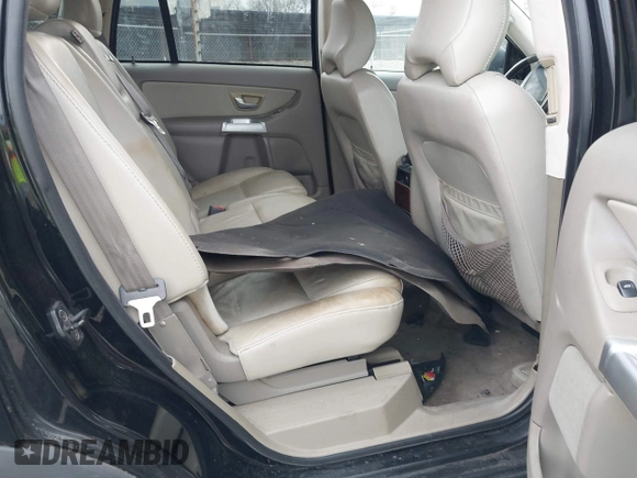 2003 Volvo XC90 with VIN YV1CM91HX31019125, listed as a IAAI auction lot 41795004 with Not Provided miles and . Bid and sale history available at DreamBid. Image 8.