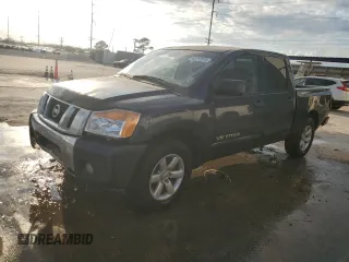 2010 Nissan Titan SE with VIN 1N6BA0EDXAN318890, listed as a Copart auction lot 43797075 with 260,208 mi miles and Salvage Title. Bid and sale history available at carsss.com. Image 1.