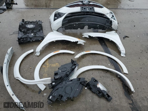 2020 Buick Encore GX Select with VIN KL4MMESL2LB095786, listed as a Copart auction lot 53663965 with 46,508 mi miles and Salvage title. Bid and sale history available at DreamBid. Image 13.