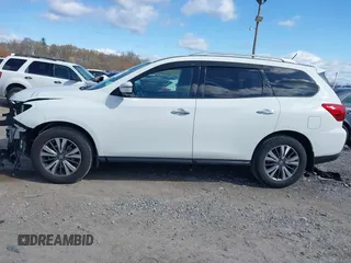 2017 Nissan Pathfinder SV z VIN 5N1DR2MM8HC683314, wystawiony jako IAAI lot #42013028 z przebiegiem 68 920 mil mil oraz . Historia ofert i sprzedaży dostępna na DreamBid. Obrazek 14.
