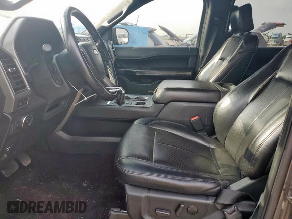 2020 Ford Expedition Max XLT z VIN 1FMJK1HT8LEA98250, wystawiony jako Copart lot #56626975 z przebiegiem 158 448 mil mil oraz Czysty tytuł • Clean title. Historia ofert i sprzedaży dostępna na DreamBid. Obrazek 7.