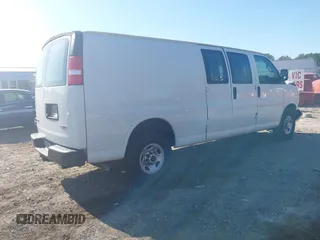 2021 GMC Savana Cargo Van with VIN 1GTW7BF77M1163122, listed as a IAAI auction lot 41716607 with 90,950 mi miles. Bid and sale history available at carsss.com. Image 4.