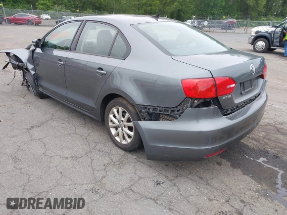 2012 Volkswagen Jetta SE с VIN 3VWDP7AJ3CM412473, выставлен на аукционе IAAI как лот 42440557 с пробегом Не указан миль и . История ставок и продаж доступна на DreamBid. Изображение 3.