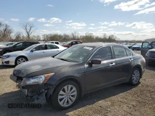2012 Honda Accord EX-L z VIN 1HGCP3F80CA021275, wystawiony jako Copart lot #52361595 z przebiegiem 204 885 mil mil oraz Szkoda całkowita • Salvage title. Historia ofert i sprzedaży dostępna na DreamBid. Obrazek 1.