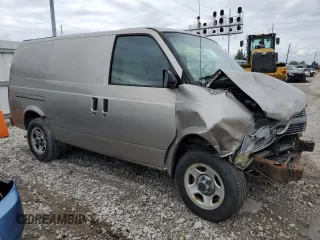 2003 Chevrolet Astro Cargo with VIN 1GCDM19X93B106080, listed as a Copart auction lot 82596524 with 144,865 mi miles and Salvage Title. Bid and sale history available at carsss.com. Image 4.
