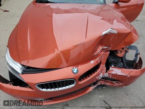 2016 BMW Z4 sDrive28i with VIN WBALL5C56GJ997841, listed as a Copart auction lot 80018144 with 0 mi miles and Salvage Title. Bid and sale history available at carsss.com. Image 11.