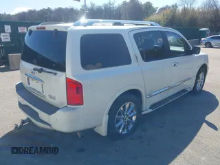 2008 Infiniti QX56 with VIN 5N3AA08C68N911290, listed as a IAAI auction lot 41904029 with 199,488 mi miles and . Bid and sale history available at carsss.com. Image 4.