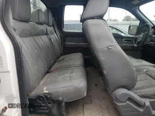 2011 Ford F-150 XL z VIN 1FTEX1EM2BFC82144, wystawiony jako Copart lot #47482595 z przebiegiem 302 757 mil mil oraz Czysty tytuł • Clean title. Historia ofert i sprzedaży dostępna na DreamBid. Obrazek 11.