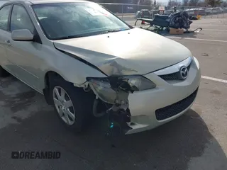 2006 Mazda 6 i with VIN 1YVFP80C665M21354, listed as a IAAI auction lot 41698565 with 155,313 mi miles. Bid and sale history available at carsss.com. Image 6.