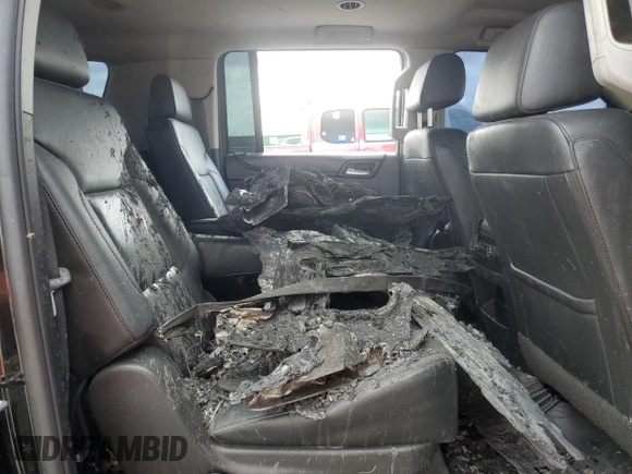 2018 Chevrolet Suburban LT with VIN 1GNSCHKC5JR167500, listed as a Copart auction lot 86844974 with 0 mi miles and Non Repairable. Bid and sale history available at carsss.com. Image 11.