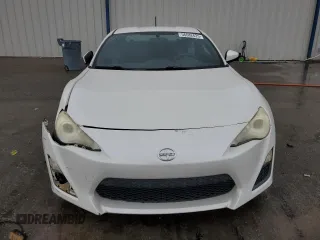 2013 Scion FR-S z VIN JF1ZNAA16D1708488, wystawiony jako Copart lot #56682625 z przebiegiem 117 846 mil mil oraz Szkoda całkowita • Salvage title. Historia ofert i sprzedaży dostępna na DreamBid. Obrazek 5.