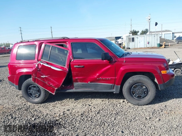 2016 Jeep Patriot Sport with VIN 1C4NJRBB2GD510987, listed as a IAAI auction lot 41993520 with 139,620 mi miles and . Bid and sale history available at DreamBid. Image 13.
