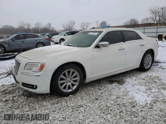 2014 Chrysler 300 with VIN 2C3CCAEGXEH358259, listed as a Copart auction lot 44725945 with 185,481 mi miles and Salvage Title. Bid and sale history available at carsss.com. Image 1.