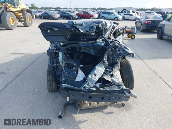 2015 Mazda 6 i Touring with VIN JM1GJ1V54F1189888, listed as a IAAI auction lot 41731193 with Not Provided miles. Bid and sale history available at carsss.com. Image 15.