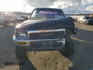 1989 Toyota Pickup с VIN JT4RN13P2K0004383, выставлен на аукционе Copart как лот 46108785 с пробегом 241 850 миль миль и Списание • Salvage title. История ставок и продаж доступна на DreamBid. Изображение 5.