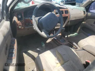 1997 Toyota 4Runner SR5 z VIN JT3GN86R9V0019551, wystawiony jako Copart lot #51710715 z przebiegiem Nie podano mil oraz Nie do naprawy • Non repairable. Historia ofert i sprzedaży dostępna na DreamBid. Obrazek 8.