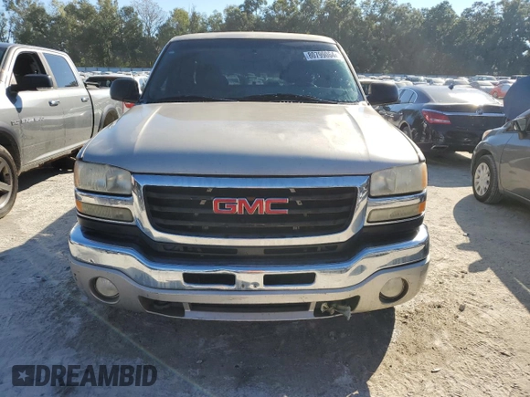 2007 GMC Sierra 1500 with VIN 1GTHC29D77E165147, listed as a Copart auction lot 80799064 with 233,678 mi miles and Salvage Title. Bid and sale history available at DreamBid. Image 5.