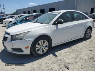 2014 Chevrolet Cruze LS with VIN 1G1PA5SGXE7219218, listed as a Copart auction lot 52966305 with 145,688 mi miles and Clean Title. Bid and sale history available at carsss.com. Image 1.