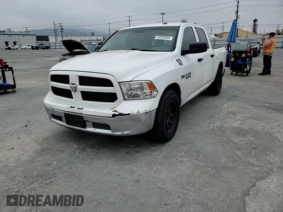 2018 Ram 1500 Tradesman z VIN 3C6RR6KT6JG219170, wystawiony jako Copart lot #54203595 z przebiegiem 153 322 mil mil oraz Szkoda całkowita • Salvage title. Historia ofert i sprzedaży dostępna na DreamBid. Obrazek 13.