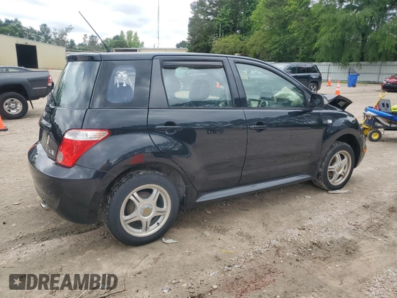 2006 Scion xA z VIN JTKKT624760158405, wystawiony jako Copart lot #59001465 z przebiegiem Nie podano mil oraz Czysty tytuł • Clean title. Historia ofert i sprzedaży dostępna na DreamBid. Obrazek 3.