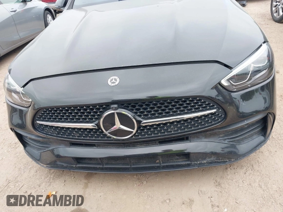 2022 Mercedes-Benz C 300 with VIN W1KAF4GB8NR046010, listed as a IAAI auction lot 41884770 with 34,972 mi miles and . Bid and sale history available at DreamBid. Image 13.