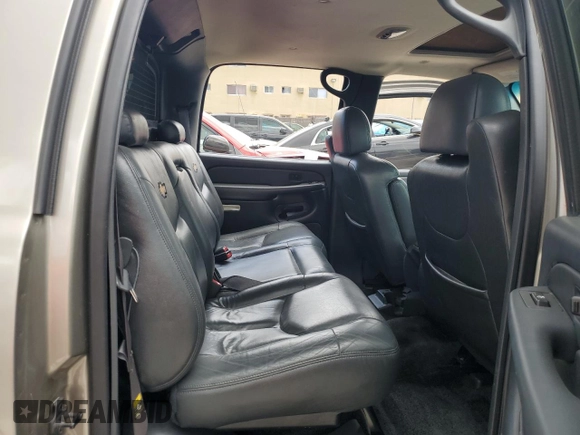 2002 Chevrolet Avalanche z VIN 3GNEC13T72G190765, wystawiony jako Copart lot #67849754 z przebiegiem Nie podano mil oraz Szkoda całkowita • Salvage title. Historia ofert i sprzedaży dostępna na DreamBid. Obrazek 10.