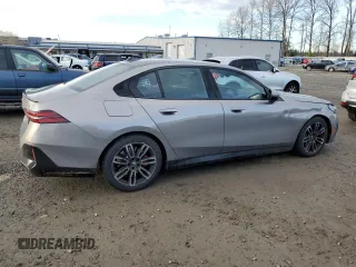 2024 BMW 5 Series 540i xDrive with VIN WBA63FJ08RCR26397, listed as a Copart auction lot 84608164 with 6,811 mi miles and Clean Title. Bid and sale history available at carsss.com. Image 3.