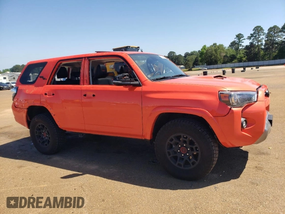 2024 Toyota 4Runner TRD Off Road with VIN JTERU5JR3R6301177, listed as a Copart auction lot 53780275 with 11,488 mi miles and Clean title. Bid and sale history available at DreamBid. Image 4.