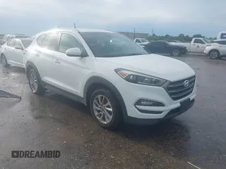 2016 Hyundai Tucson SE z VIN KM8J3CA43GU101384, wystawiony jako IAAI lot #42312373 z przebiegiem 83 802 mil mil oraz . Historia ofert i sprzedaży dostępna na DreamBid. Obrazek 1.