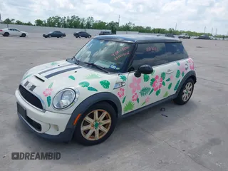 2012 MINI Hardtop S with VIN WMWSV3C54CTY17815, listed as a IAAI auction lot 42061906 with 72,393 mi miles and . Bid and sale history available at DreamBid. Image 2.
