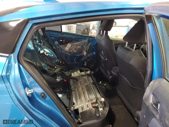 2019 Toyota Prius L Eco with VIN JTDKARFU7K3099986, listed as a Copart auction lot 52630495 with 113,218 mi miles and Salvage Title. Bid and sale history available at carsss.com. Image 10.