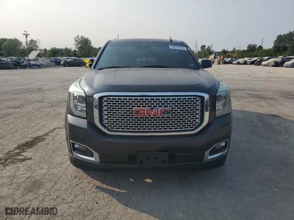 2015 GMC Yukon XL Denali with VIN 1GKS2JKJ4FR636332, listed as a Copart auction lot 70721314 with 0 mi miles and Salvage Title. Bid and sale history available at carsss.com. Image 5.