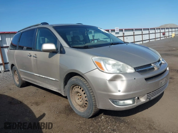 2005 Toyota Sienna XLE with VIN 5TDZA22C15S356467, listed as a IAAI auction lot 42093730 with 227,254 mi miles. Bid and sale history available at carsss.com. Image 1.
