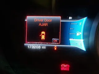 2013 Ford Explorer Sport с VIN 1FM5K8GT1DGB34734, выставлен на аукционе IAAI как лот 42594544 с пробегом 173 208 миль миль и . История ставок и продаж доступна на DreamBid. Изображение 15.