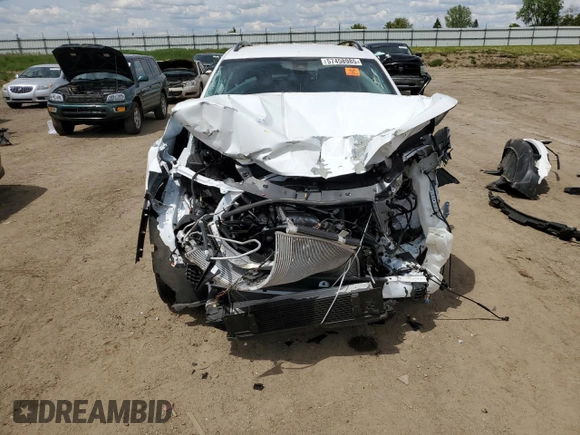 2024 GMC Terrain SLE with VIN 3GKALTEGXRL173306, listed as a Copart auction lot 57458985 with 17,131 mi miles and Non repairable. Bid and sale history available at DreamBid. Image 5.