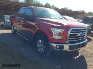 2015 Ford F-150 XLT w/HD Payload Pkg with VIN 1FTFW1EF1FKD01157, listed as a IAAI auction lot 41788959 with 268,606 mi miles. Bid and sale history available at carsss.com. Image 1.