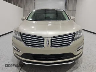 2017 Lincoln MKC Reserve with VIN 5LMCJ3C94HUL50945, listed as a Copart auction lot 61729945 with 66,179 mi miles and Clean title. Bid and sale history available at DreamBid. Image 5.