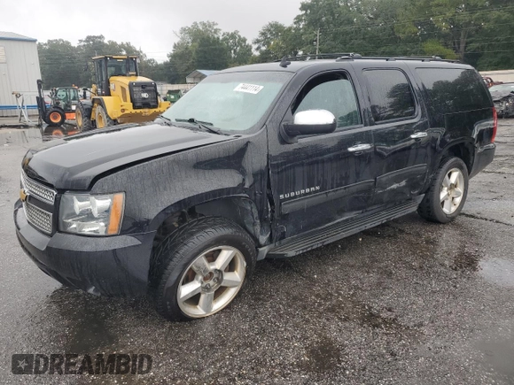 2013 Chevrolet Suburban LS with VIN 1GNSKHE75DR364141, listed as a Copart auction lot 74441114 with 286,960 mi miles and Salvage Title. Bid and sale history available at carsss.com. Image 1.