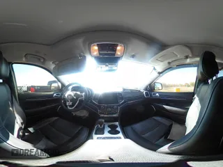 2020 Jeep Grand Cherokee Summit z VIN 1C4RJFJG2LC173184, wystawiony jako IAAI lot #41343182 z przebiegiem 70 192 mil mil oraz . Historia ofert i sprzedaży dostępna na DreamBid. Obrazek 18.