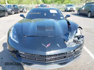 2017 Chevrolet Corvette 1LT z VIN 1G1YA2D74H5119714, wystawiony jako IAAI lot #42156867 z przebiegiem 54 761 mil mil oraz . Historia ofert i sprzedaży dostępna na DreamBid. Obrazek 12.